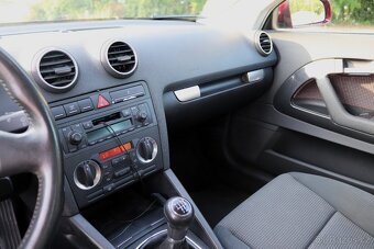 Audi A3 8P 1.6, 75 kW, 2004, STK do 03/2026 - 9