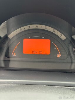 Citroen C3 1.4 I 54 KW. Nová STK 10/2027 - 9