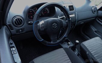 Suzuki SX4 1.5 GLX Urban Line - 9