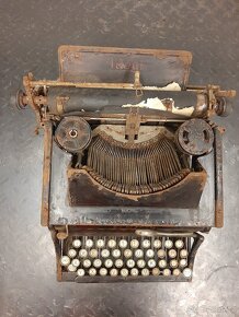 Psací stroj IDEAL - 9