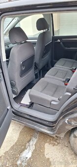 Vw Touran 2009 na dily. 1.6 benzin. - 9