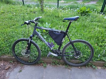 Kolo TREK Deore RockShock Kotouče - 9
