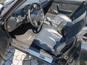 Prodám Mazda MX 5 Miata 1.6/16v - 9
