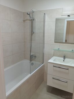 Byt 2+1 s balkónem - ideální pro pár - 9