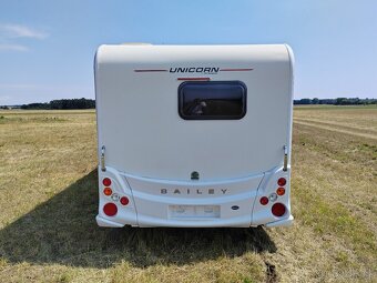 BAILEY UNICORN 3 BARCELONA,SOLAR,MOVER,VELKÁ KOUPELNA,ALDE - 9