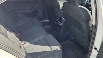 Škoda Superb 2,0 Tdi, koupeno v ČR, druhý maj., odpočet DPH - 9