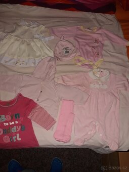 MEGA set 60ks na mimi holku 0-12 mesicu, 7,50/ks - 9