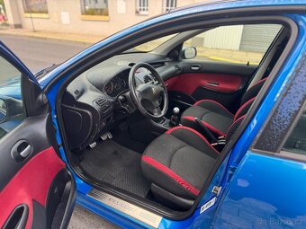 Peugeot 206 1,4 i 55kW KLIMA ČR 5ti. DVEŘOVÉ - 9