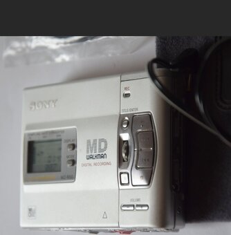 Minidisc walkman SONY MZ R50, super stav, přísluš., MD media - 9