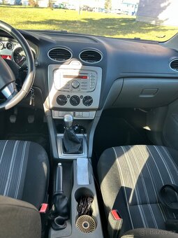 Ford Focus 1,6 TDCI - 9