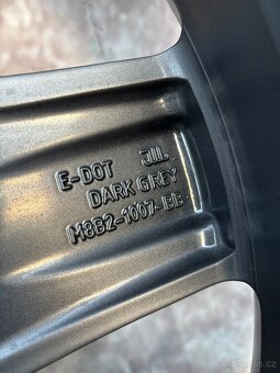 Originální alu kola Land Rover Defender 255/60R20 113V - 9