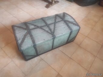 Starozitna truhla - 9