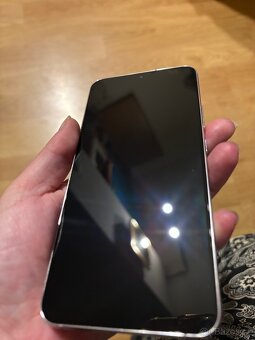 Samsung Galaxy S22+ - 9