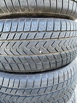 Zimní pneu 225/55R17 - 9
