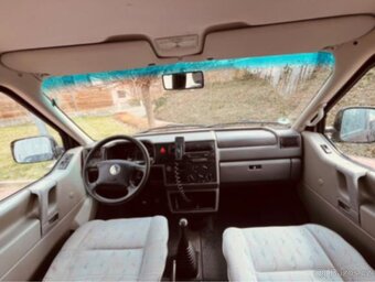 Volkswagen Transporter T4 2.5 TDI ACV 2001 - 9