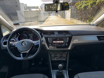 Volkswagen Touran 2.0 TDI 110kw, Nehavarováno, 2x Kola - 9