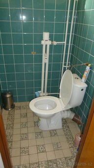 Pronájem pokoj s lodžií v bytě 3+1 Č. Budějovice, Klaricova - 9