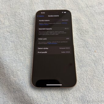 iPhone 15 Pro 256GB, pěkný stav, 12 měsíců záruka - 9