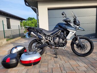 Triumph Tiger XCA 800 - 9