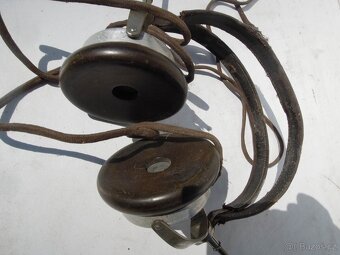 Staré elektro přístroje - školní pomůcky . - 9