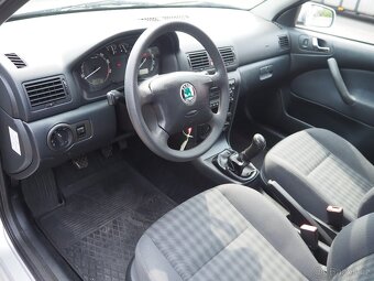 Škoda Octavia 1.6 TOUR, KLIMA, původ ČR - 9