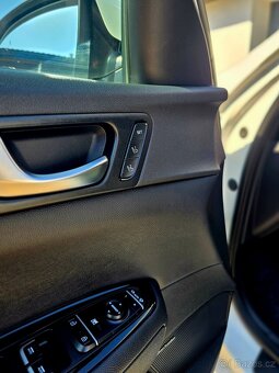 Kia Optima 1.7 crdi - 9