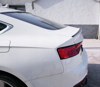 AUDI A5 SPOJLER NA KUFOR - 9