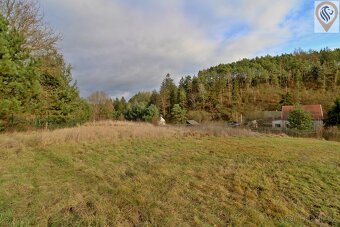 pozemek na Křivoklátsku o výměře 1635 m2 nedaleko města Zbir - 9