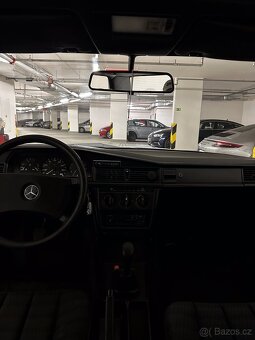 Mercedes Benz 190D 2.0 - 9