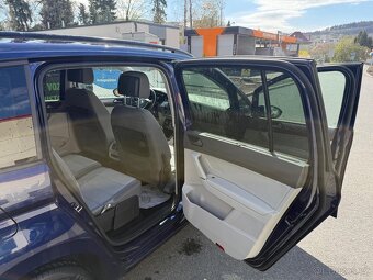 ►VW TOURAN III 2,0 TDI - 110 kW, PARK. SENZORY A KAMERA◄ - 9