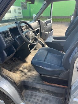 VW T4 Caravelle 2.5 tdi ACV 75kw 2001 - 9