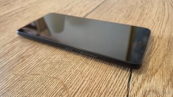 Motorola Moto G72 6GB/128GB šedá - 9