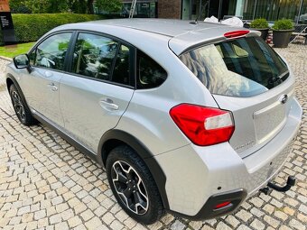 Subaru XV 2.0i 4x4 110KW AUT SENZORY VÝHŘEV SERVISKA - 9