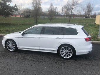 VW Passat Variant 2.0TDI/R-Line/Pano/DSG/LED - 9