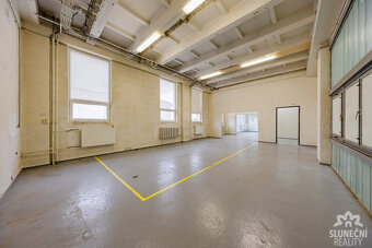 Pronájem skladových / výrobních prostor – 348 m², Uherský Br - 9