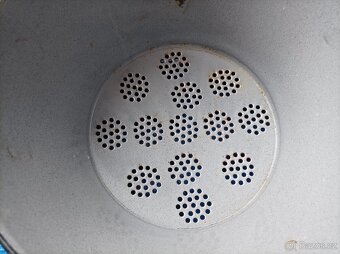 Smaltovaný šedý cedník - 9