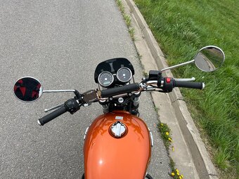 Royal Enfield Interceptor 650 - 9