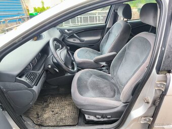 Citroen c4, 2.0 HDI- 103KW, 200xxx najeto - bez papírů. - 9
