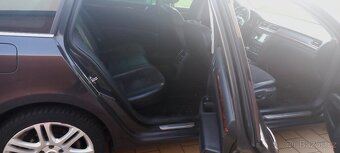 Škoda superb Combi 2.0TDI - 9