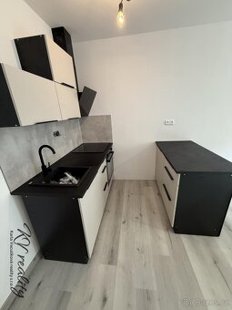 Prodej bytu 2+kk s lodžií, Vsetín, ul. Pod Žamboškou - 9