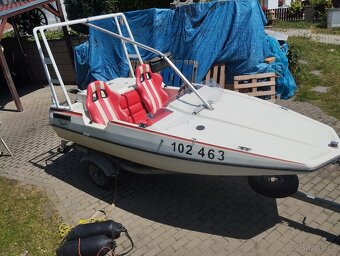 Motorový člun ultranautic 1250 - 9