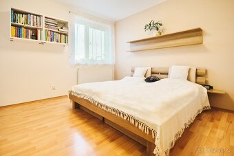 OV 3+kk Sokolnice, ul. Hasičská, cp 69 m2, garážové stán - 9