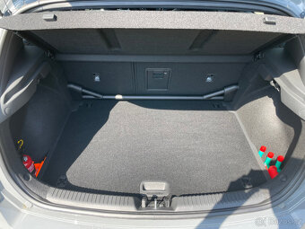 Hyundai i30N Performance paket Sport 2024 manuál odpočet DPH - 9