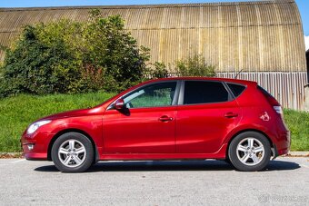 Hyundai i30 1.4i MPI DOHC CVVT / AJ NA SPLÁTKY / PROTIÚČET / - 9