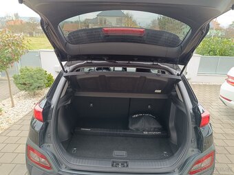 HYUNDAI KONA EV STYLE ELECTRIC 150KW 64kWh, STYLE, DP - 9