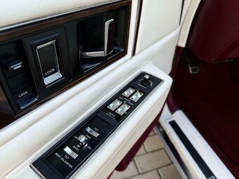 Na prodej: Cadillac DeVille Presidential (1991) - 9