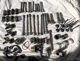 Kawasaki GPZ 500 - 9