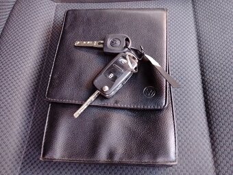 VW Transporter T6,r.v. 2016, 2.0TDi, 110kW  - 8 míst - 9