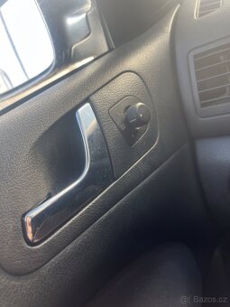 Skoda octavia 1.6 na dily - 9