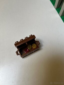 LEGO 6090 – Královský hrad z 90. let Raritní kousek - 9